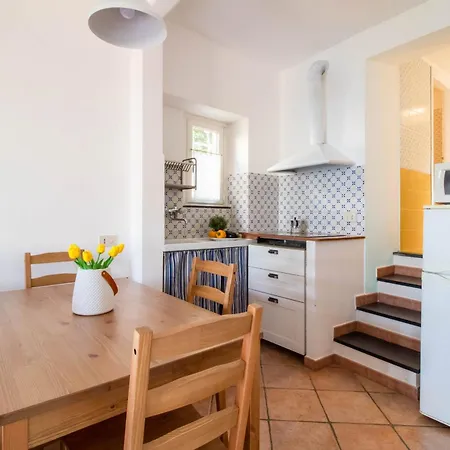 Cherry Tree House Recco