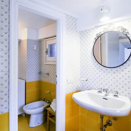 Apartment Cherry Tree House Recco